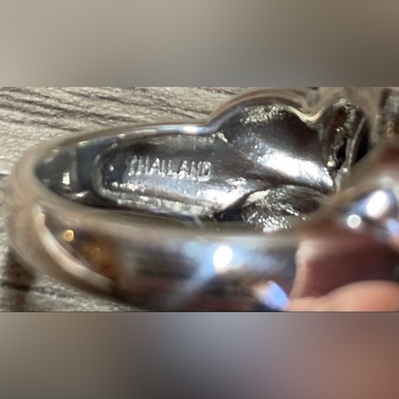 Designer Sterling Silver Bold Amethyst Cabochon Swirl Cocktail Ring, Size 6 - Picture 8 of 11